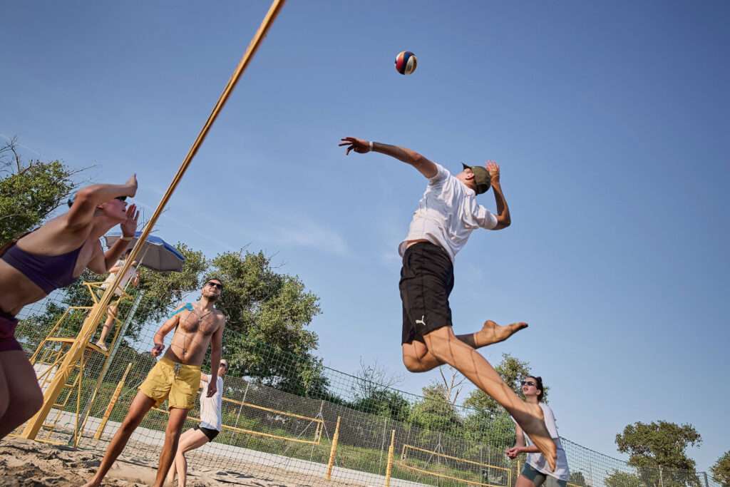 Volleyball Day at NIX | NIX