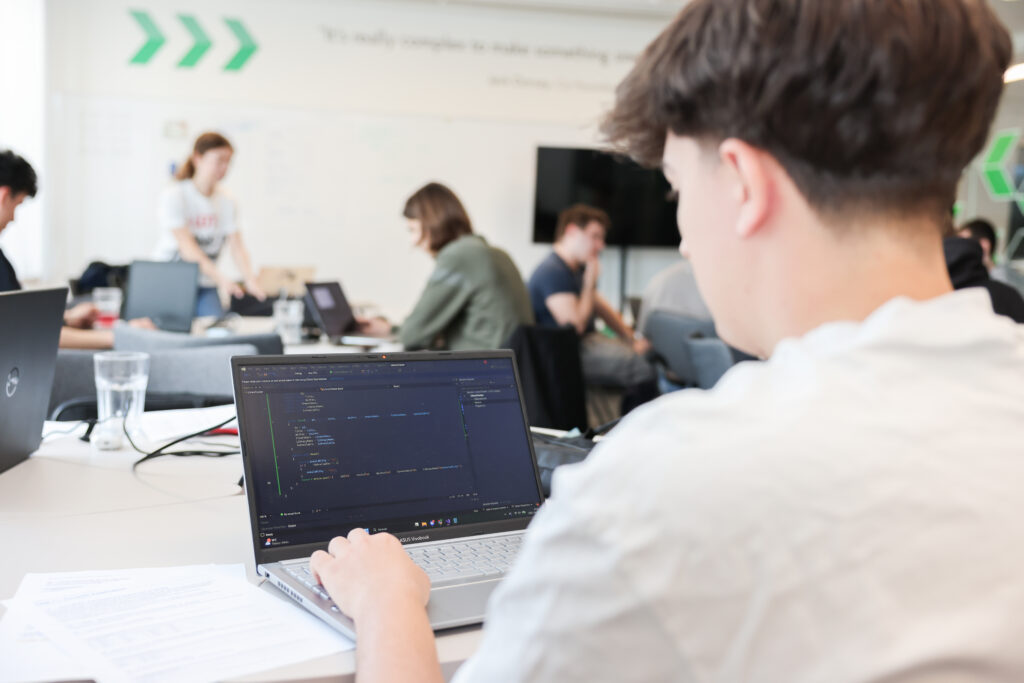 NIX Dual Training Program: From Classroom to Career | NIX